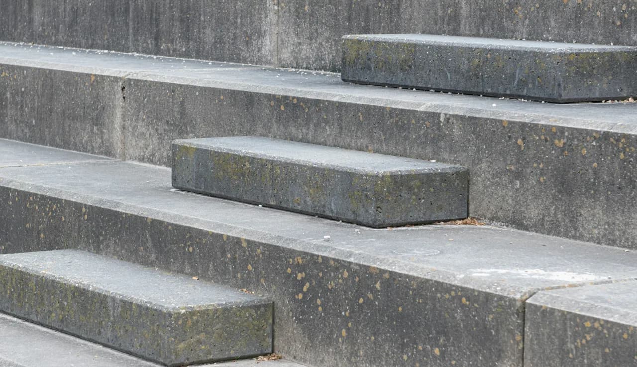 Co na schody betonowe? Najlepsze materiały i triki wykończeniowe
