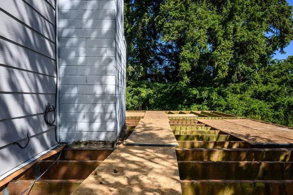 Jakie kantówki na taras wybrać, aby uniknąć kosztownych błędów?